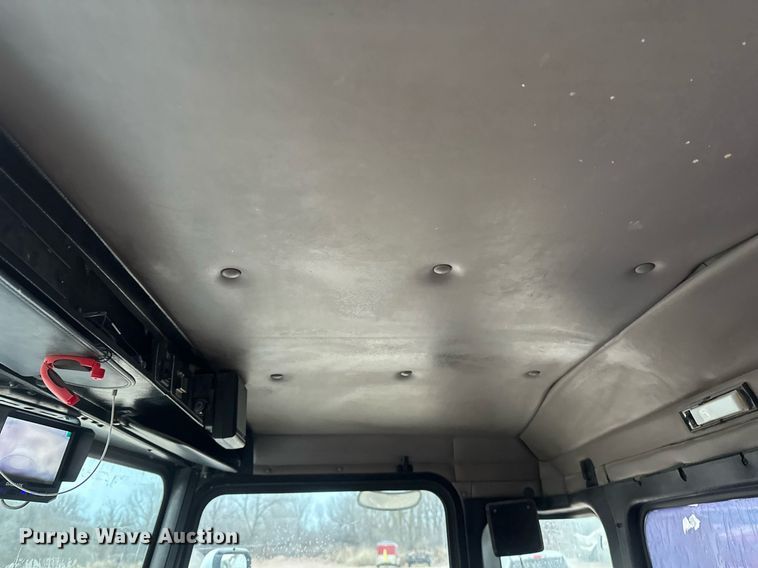 image for item DN0937 2003 Kenworth W900 ready mix truck