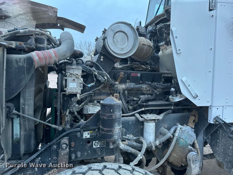 image for item DN0937 2003 Kenworth W900 ready mix truck