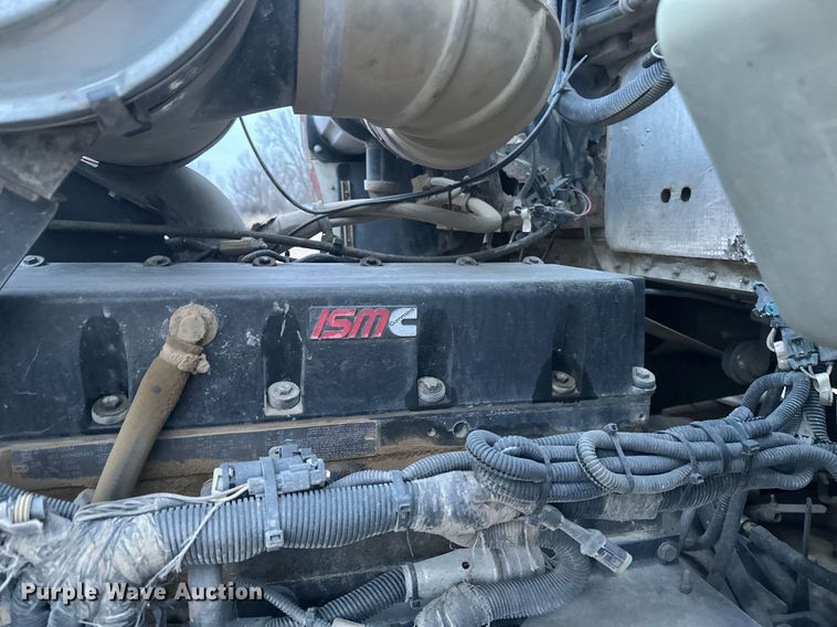 image for item DN0937 2003 Kenworth W900 ready mix truck