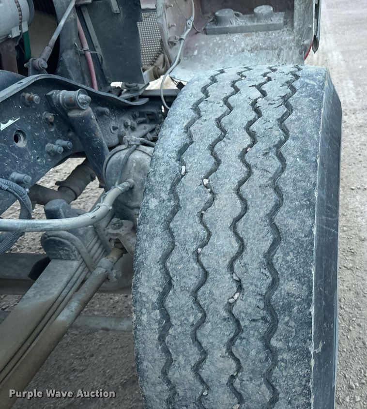 image for item DN0937 2003 Kenworth W900 ready mix truck