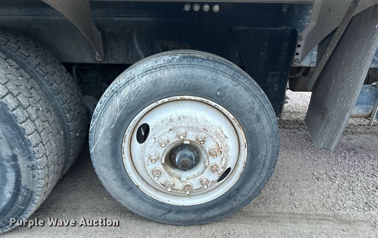 image for item DN0937 2003 Kenworth W900 ready mix truck