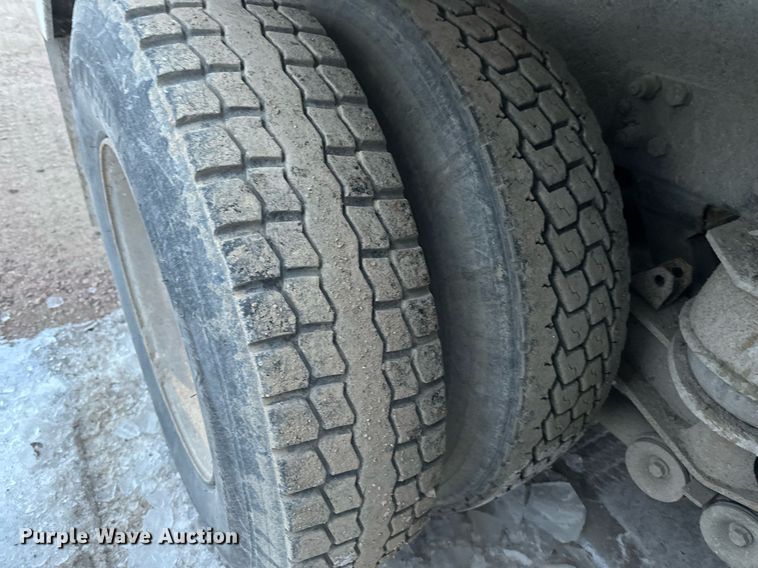 image for item DN0937 2003 Kenworth W900 ready mix truck