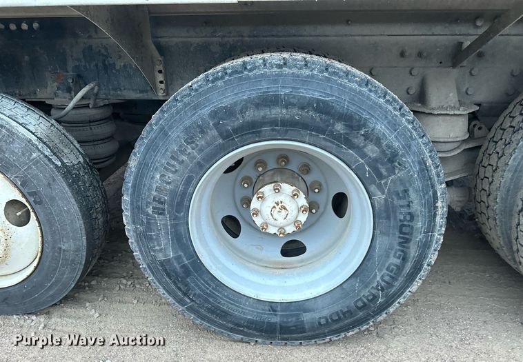 image for item DN0937 2003 Kenworth W900 ready mix truck