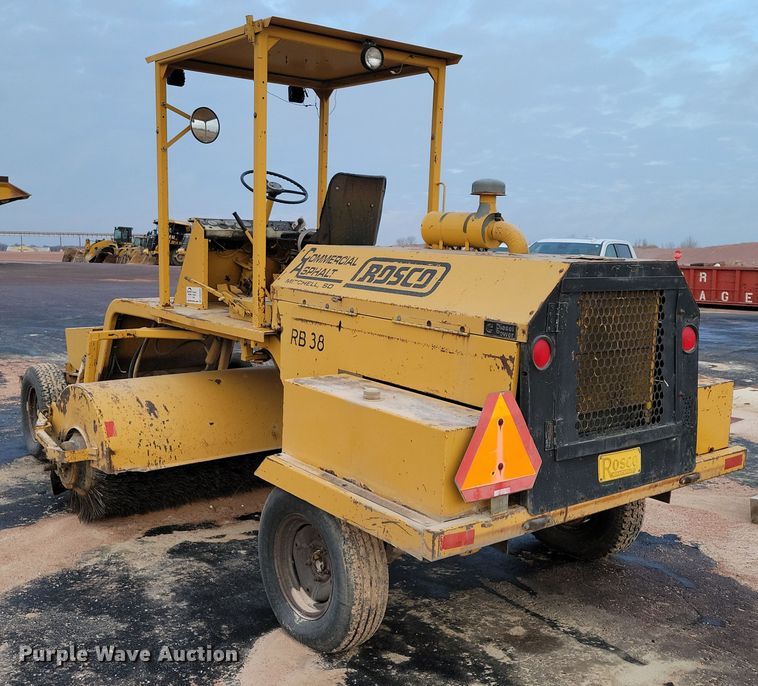 image for item DN3662 Roscoe RB-38 broom