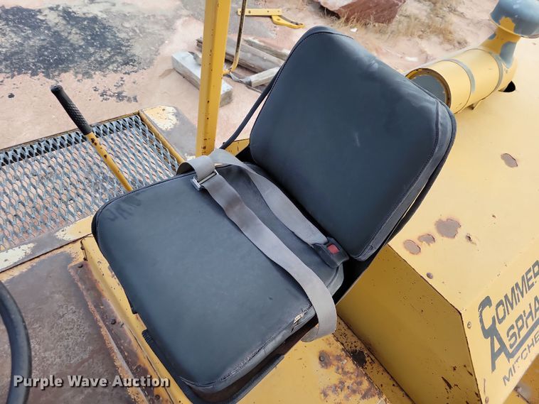 image for item DN3662 Roscoe RB-38 broom