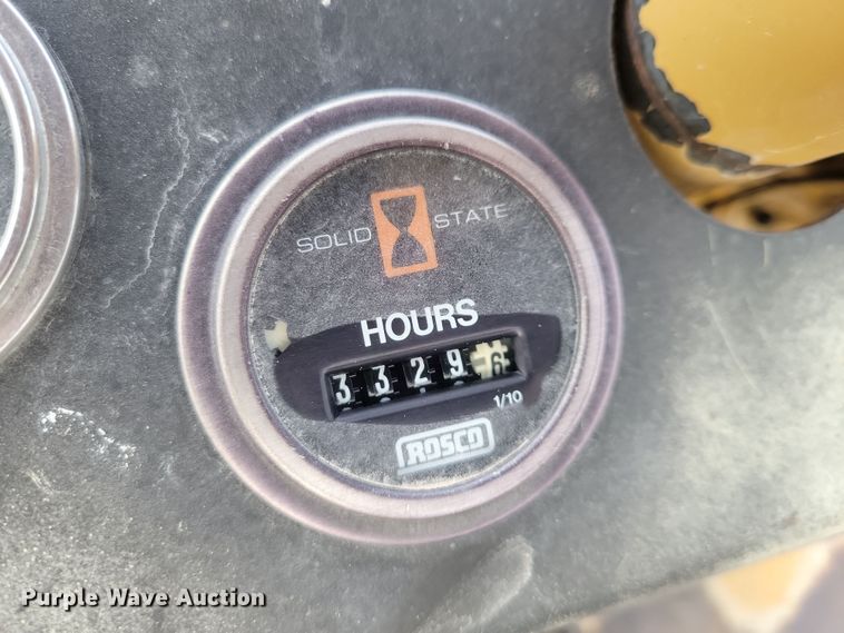 image for item DN3662 Roscoe RB-38 broom