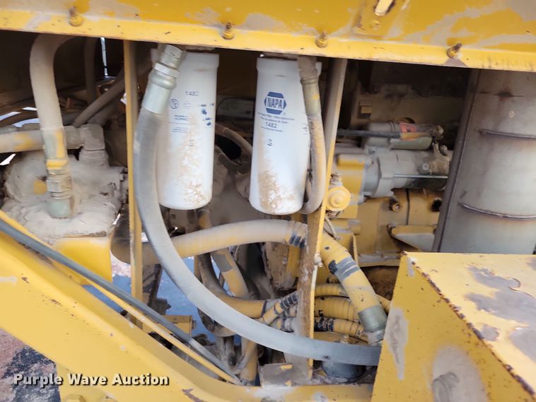 image for item DN3662 Roscoe RB-38 broom