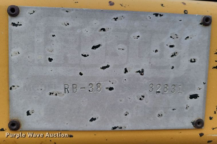 image for item DN3662 Roscoe RB-38 broom