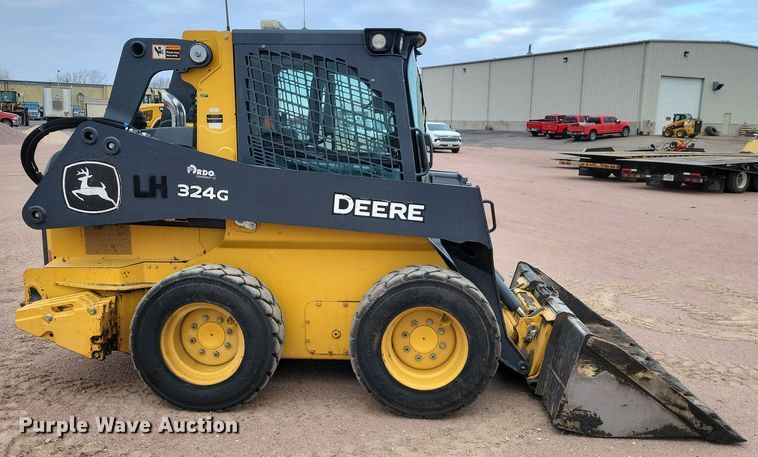 image for item DN3663 2021 John Deere 324G skid steer loader