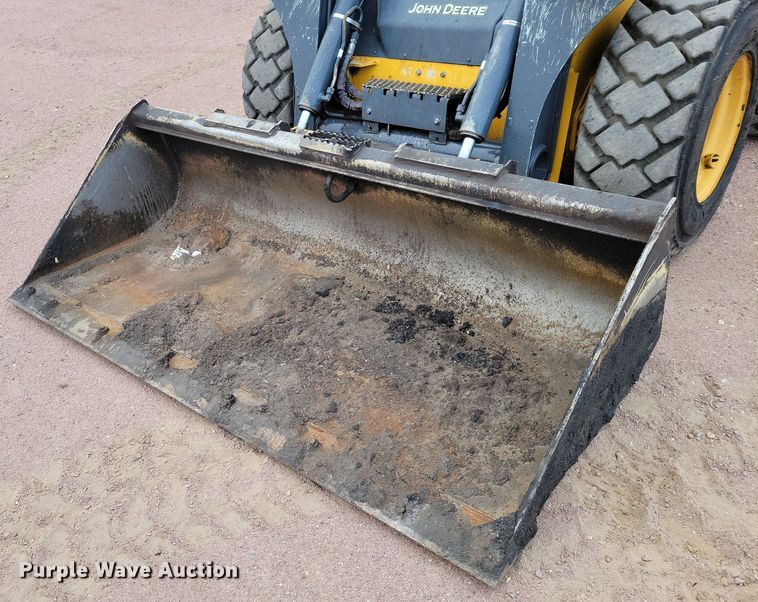 image for item DN3663 2021 John Deere 324G skid steer loader