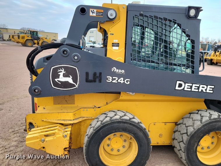image for item DN3663 2021 John Deere 324G skid steer loader