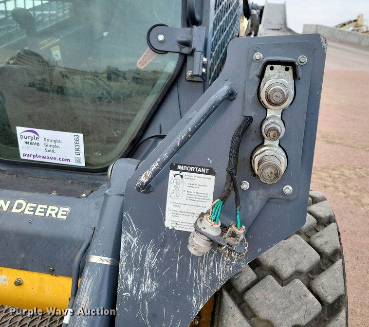 image for item DN3663 2021 John Deere 324G skid steer loader
