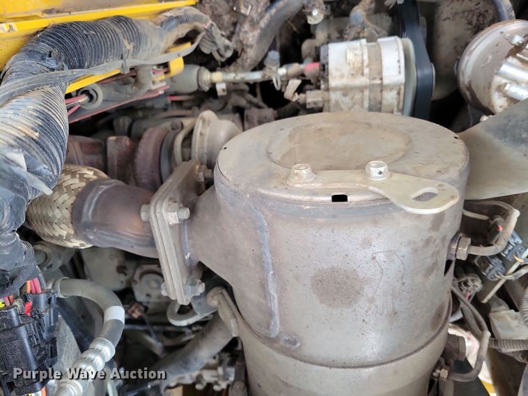 image for item DN3663 2021 John Deere 324G skid steer loader