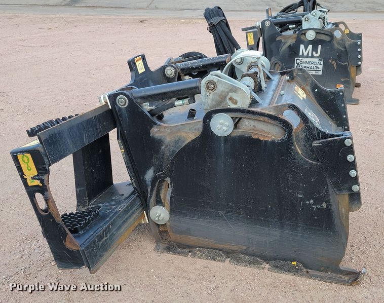 image for item DN3664 2017 Caterpillar PC306B skid steer cold planer