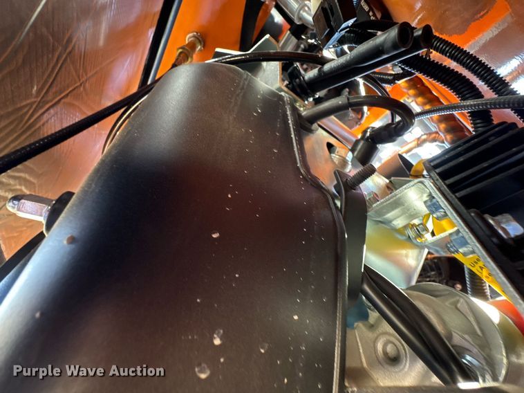 image for item DO0087 Compact utility loader