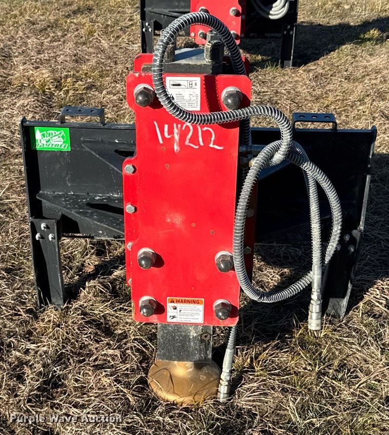 image for item DO0105 Raytree RMPP680 skid steer post driver