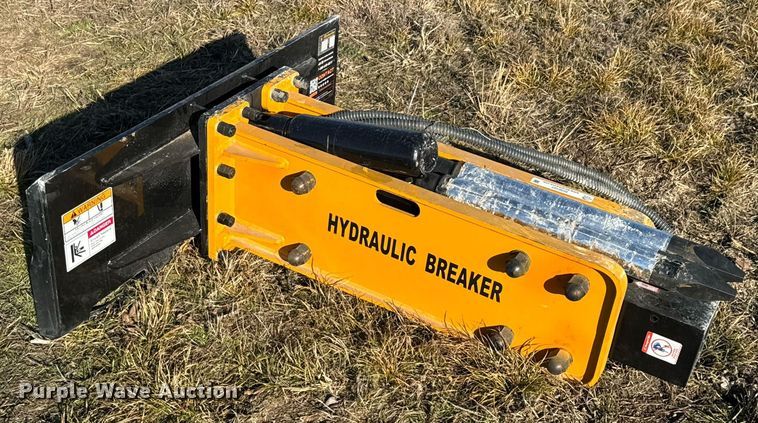 image for item DO0107 2024 Wolverine CB-11-750F skid steer breaker