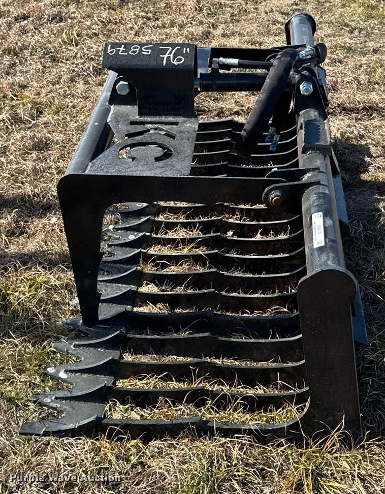 image for item DO0123 KC skid steer grapple bucket