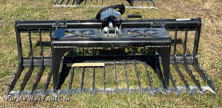 image for item DO0124 KC skid steer grapple bucket