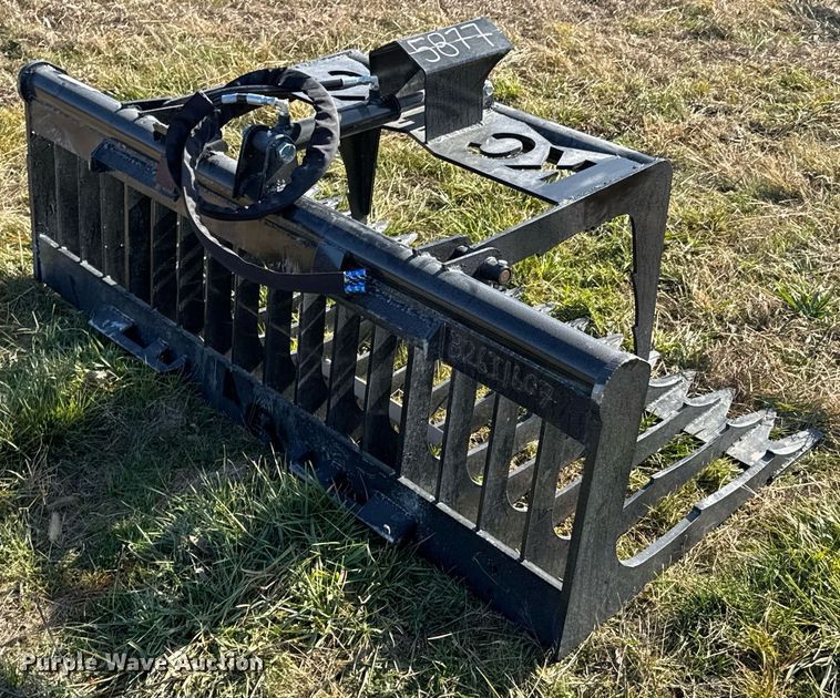 image for item DO0124 KC skid steer grapple bucket