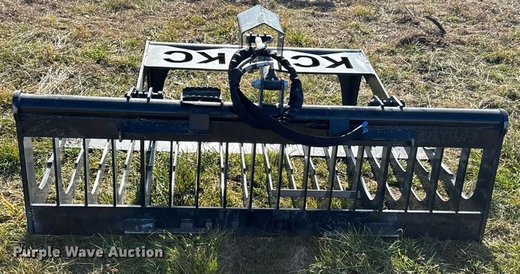 image for item DO0124 KC skid steer grapple bucket