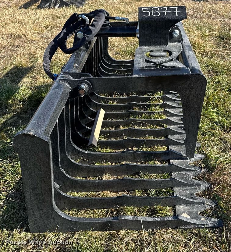 image for item DO0124 KC skid steer grapple bucket