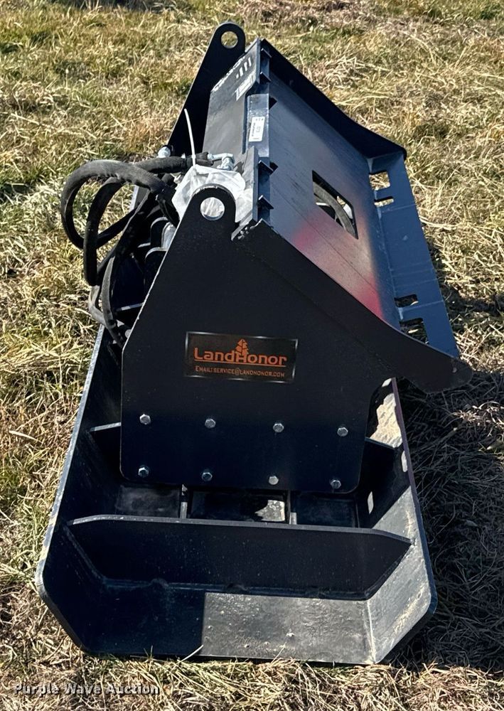 image for item DO0126 2024 LandHonor VPC-11-72W skid steer plate compactor