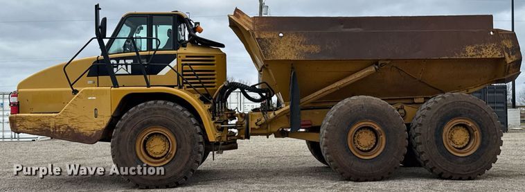 image for item DO0167 2008 Caterpillar 740 articulated haul truck