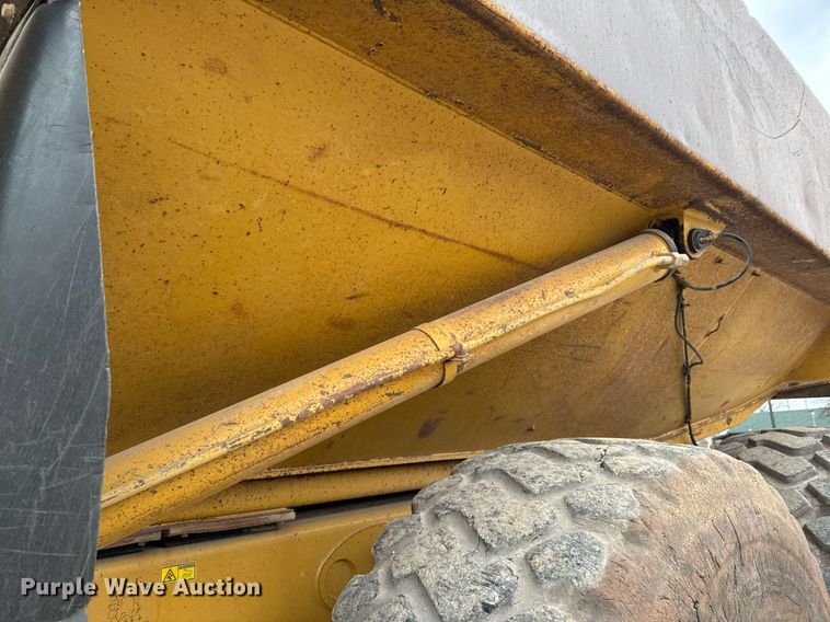 image for item DO0167 2008 Caterpillar 740 articulated haul truck