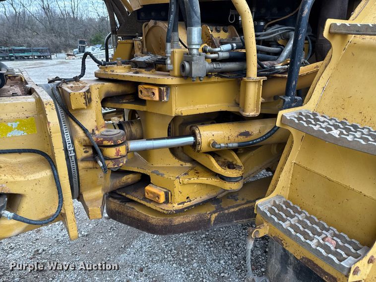 image for item DO0167 2008 Caterpillar 740 articulated haul truck