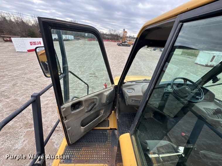 image for item DO0167 2008 Caterpillar 740 articulated haul truck