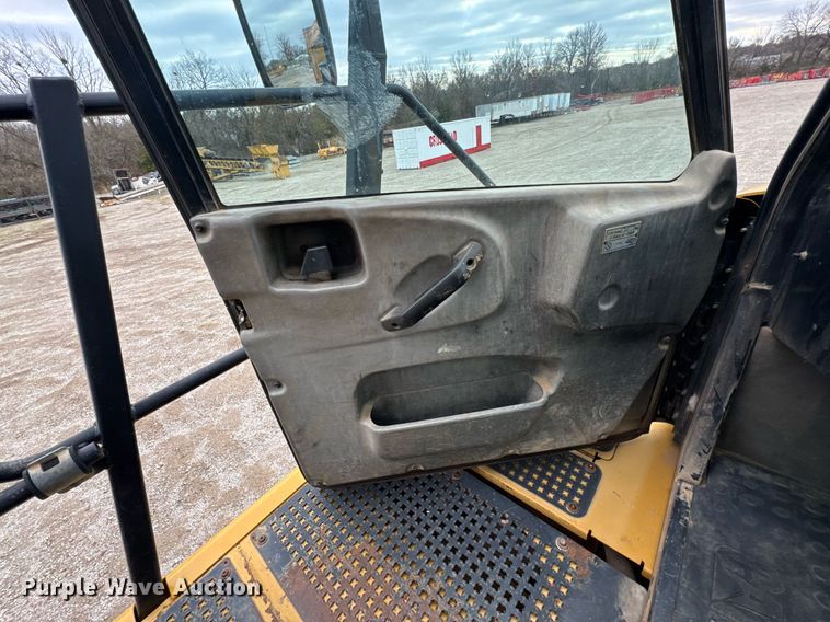 image for item DO0167 2008 Caterpillar 740 articulated haul truck