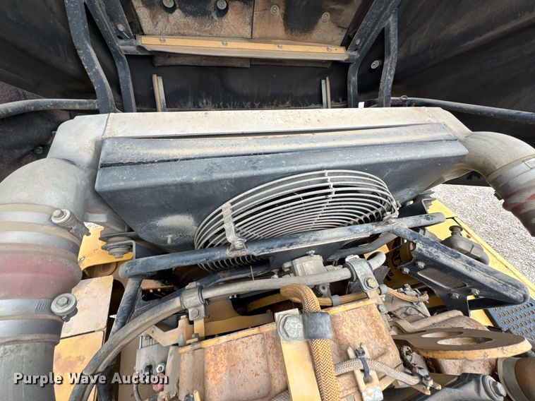 image for item DO0167 2008 Caterpillar 740 articulated haul truck