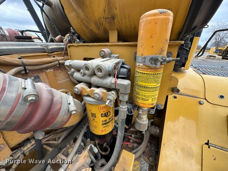 image for item DO0167 2008 Caterpillar 740 articulated haul truck