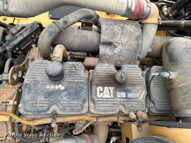 image for item DO0167 2008 Caterpillar 740 articulated haul truck