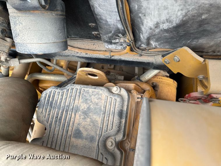 image for item DO0167 2008 Caterpillar 740 articulated haul truck