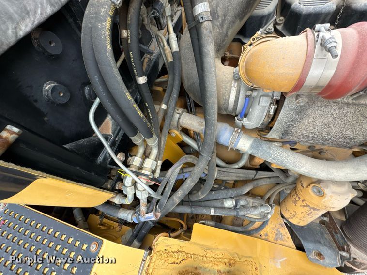 image for item DO0167 2008 Caterpillar 740 articulated haul truck