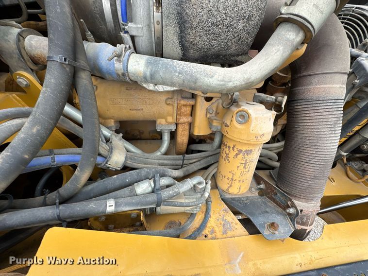 image for item DO0167 2008 Caterpillar 740 articulated haul truck