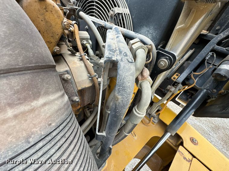 image for item DO0167 2008 Caterpillar 740 articulated haul truck