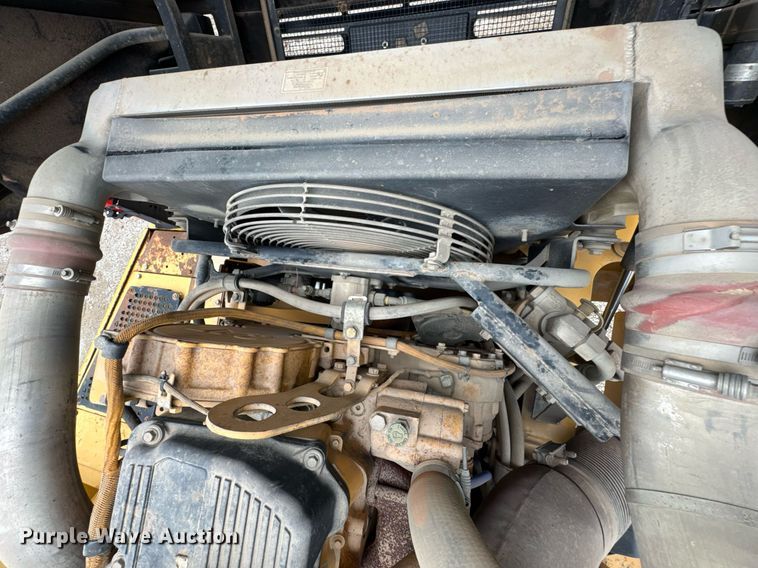 image for item DO0167 2008 Caterpillar 740 articulated haul truck