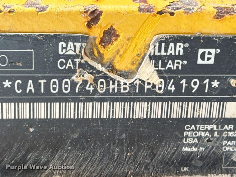 image for item DO0167 2008 Caterpillar 740 articulated haul truck