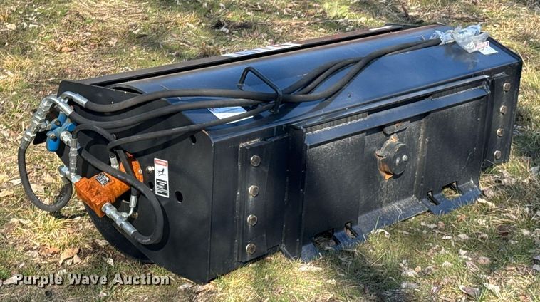 image for item DO0195 JCT Attachments skid steer roller