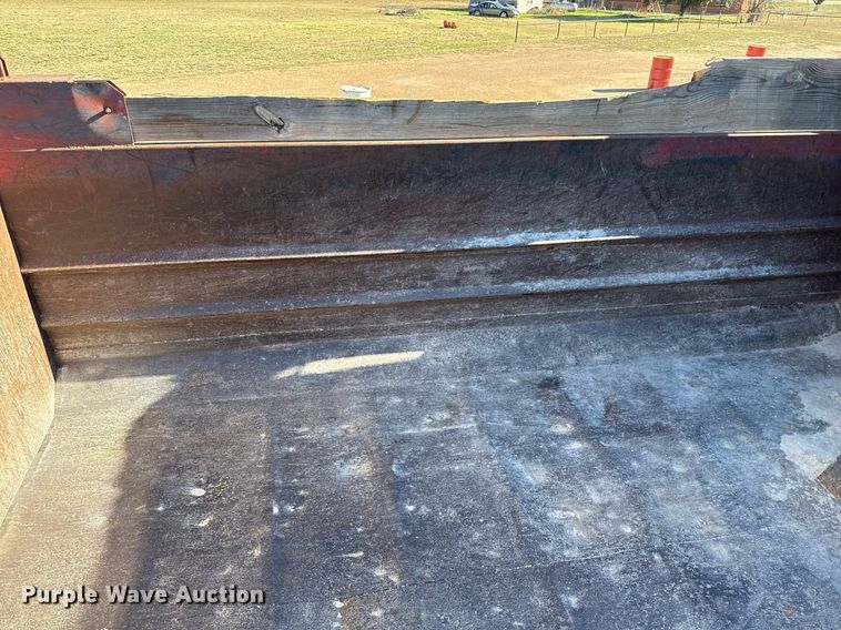 image for item DO2587 1997 Western Star 4964FX dump truck