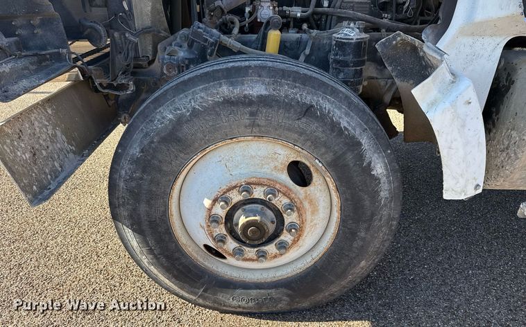 image for item DO2587 1997 Western Star 4964FX dump truck