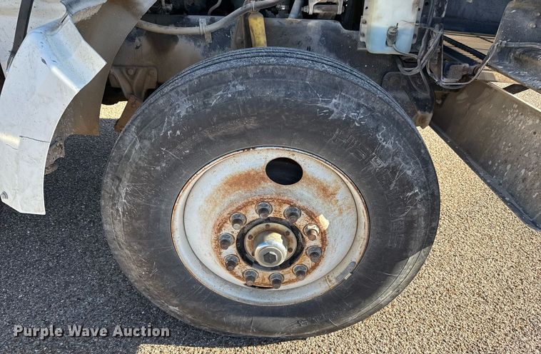 image for item DO2587 1997 Western Star 4964FX dump truck