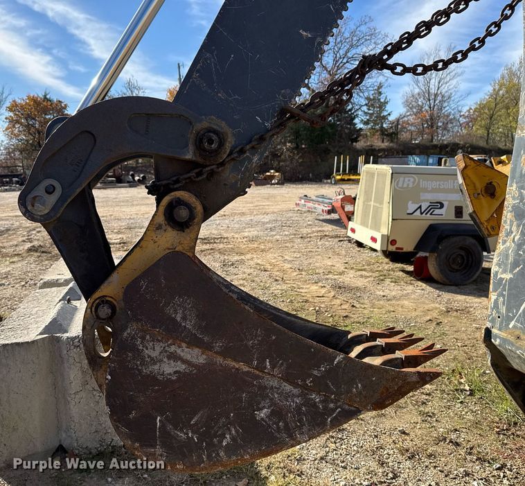 image for item DO7657 2014 John Deere 310K EP backhoe