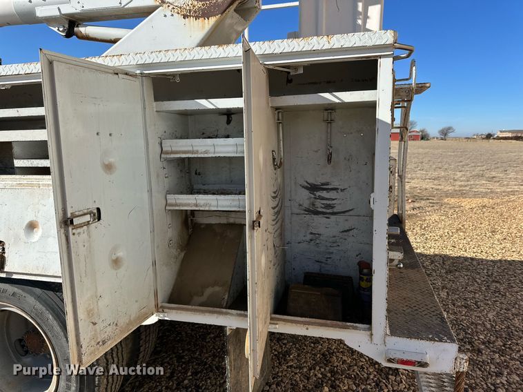 image for item DP6100 1991 Chevrolet Kodiak C6500 bucket truck