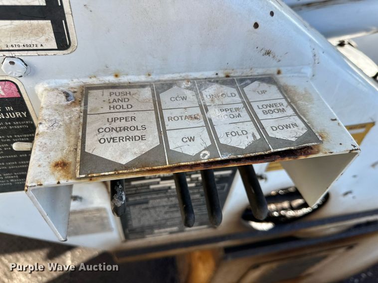 image for item DP6100 1991 Chevrolet Kodiak C6500 bucket truck