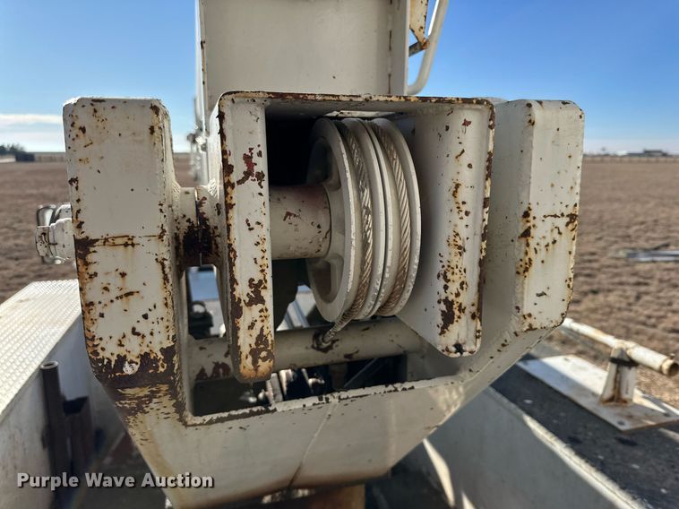 image for item DP6100 1991 Chevrolet Kodiak C6500 bucket truck