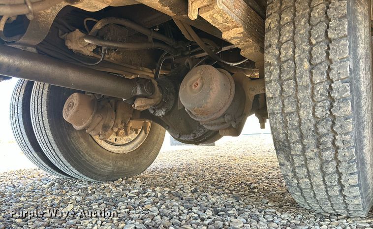 image for item DP6100 1991 Chevrolet Kodiak C6500 bucket truck